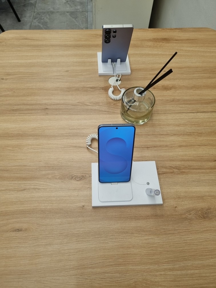휴대폰 도매총판 천안점 picture 2