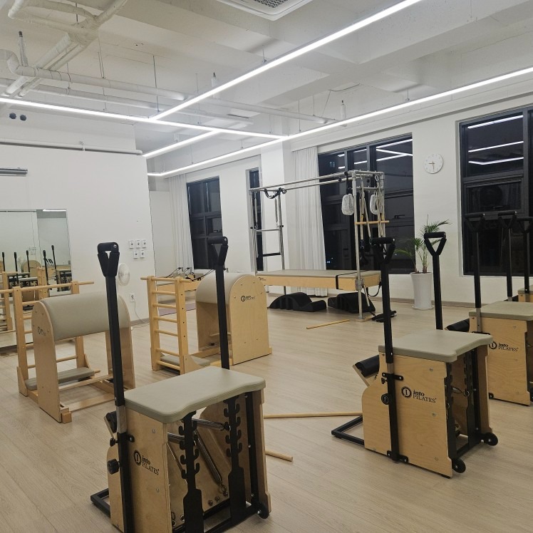 리라인필라테스&번지/키즈번지 picture 6