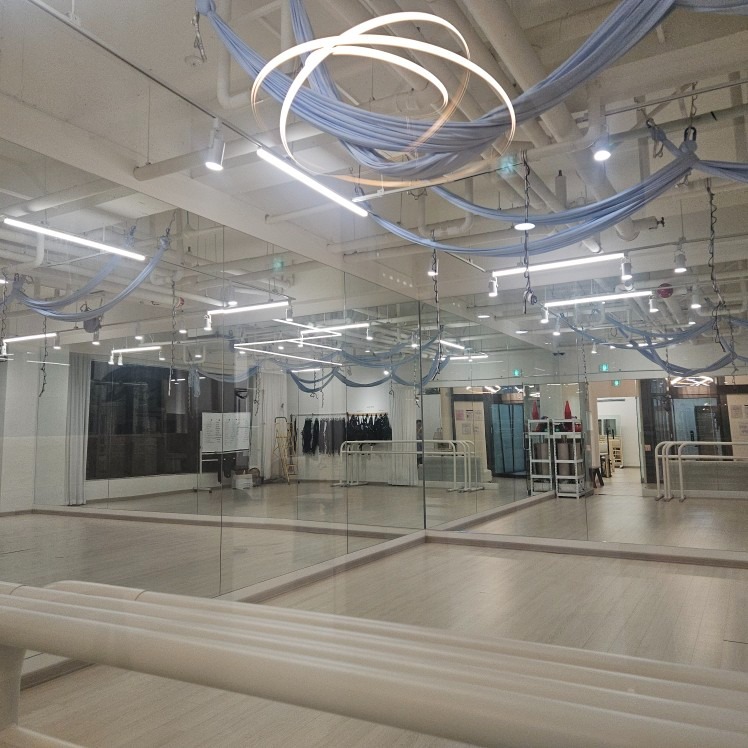 리라인필라테스&번지/키즈번지 picture 7