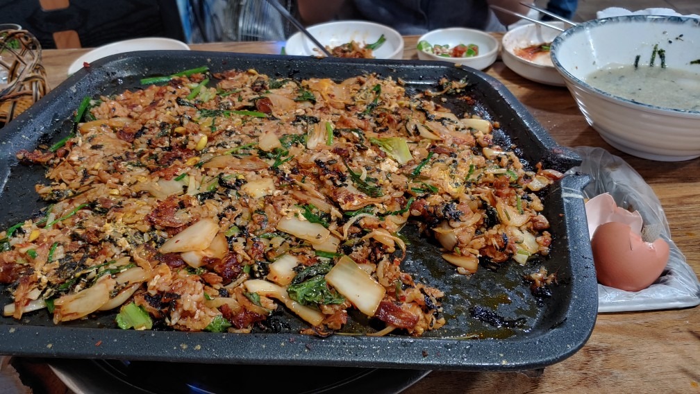 삼겹천지