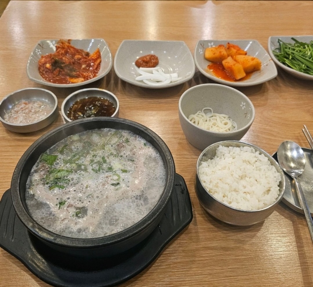 팔구옥 picture 1