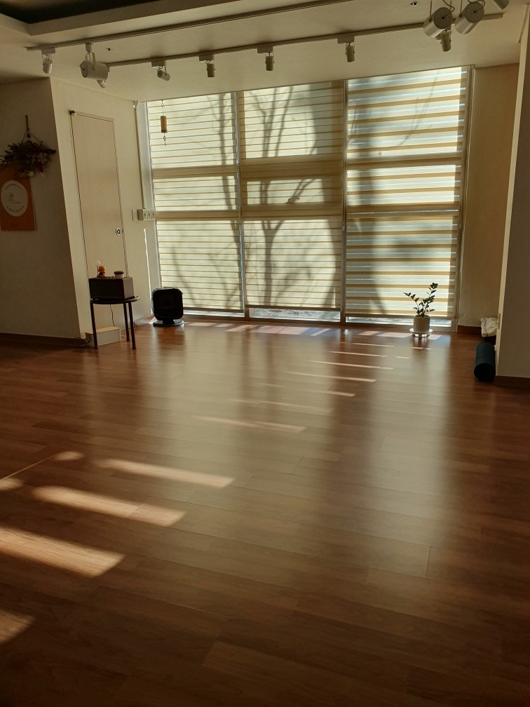 금빛요가명상센터 picture 8