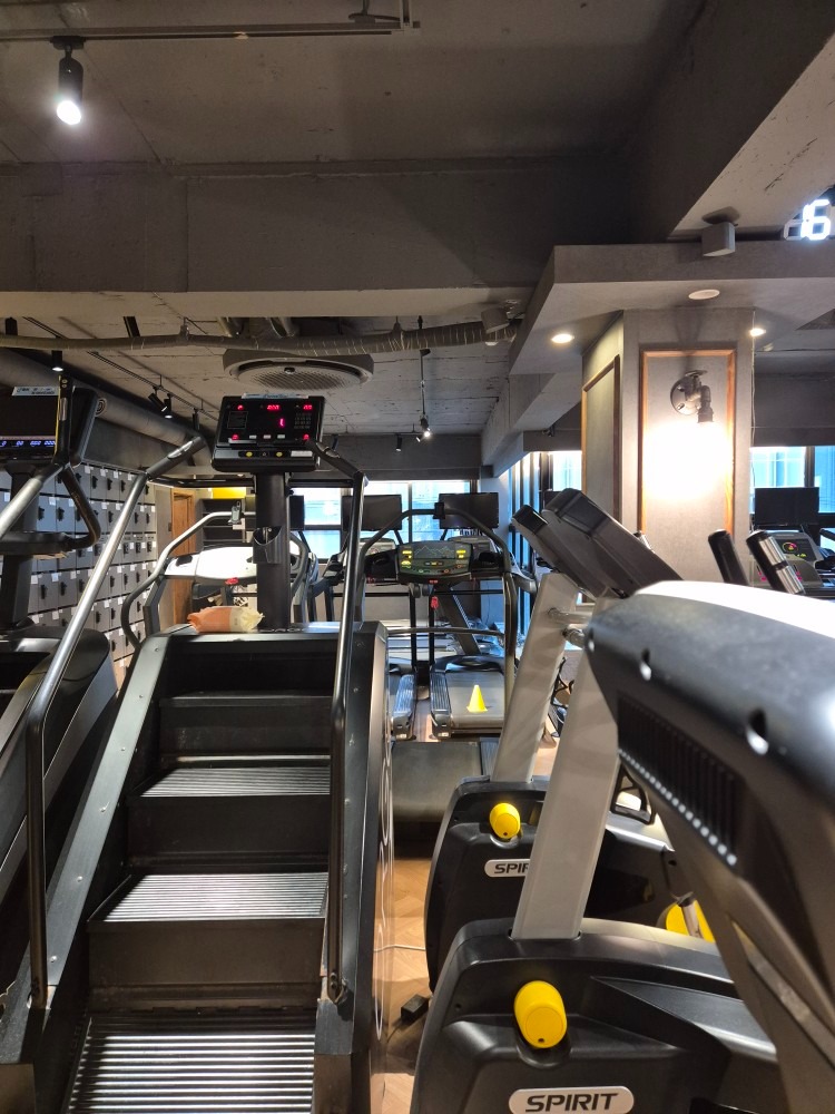 무브짐 24시 헬스 PT 회기휘경점 picture 1