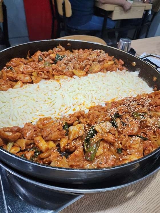 홍춘천치즈닭갈비 picture 1