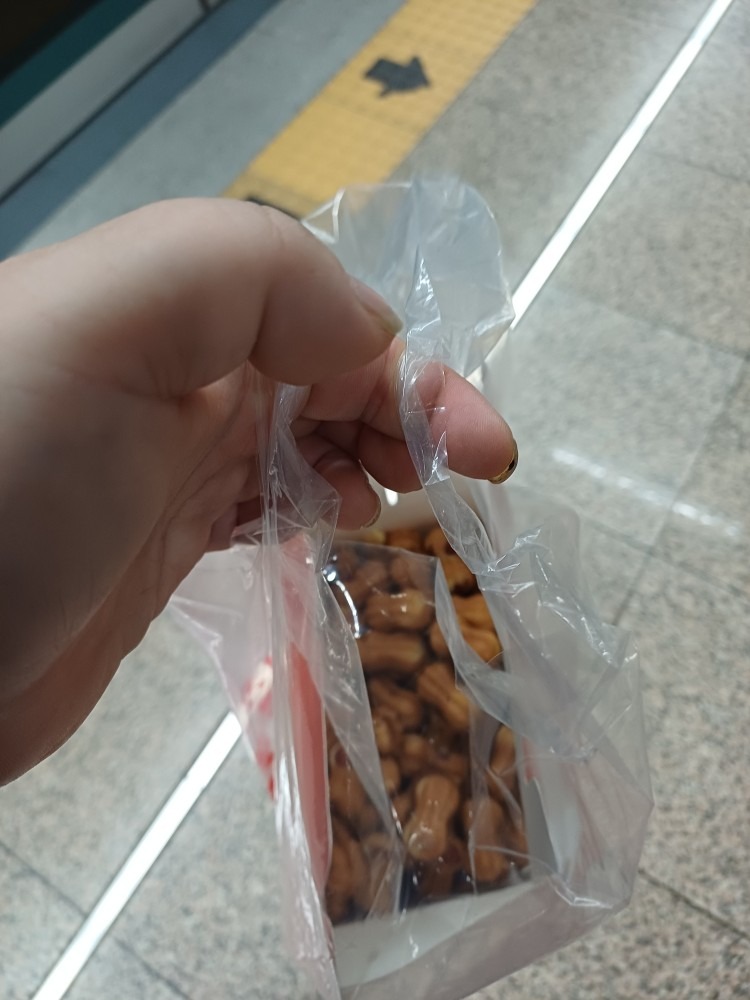 옹기종기땅콩빵 당감점 picture 6
