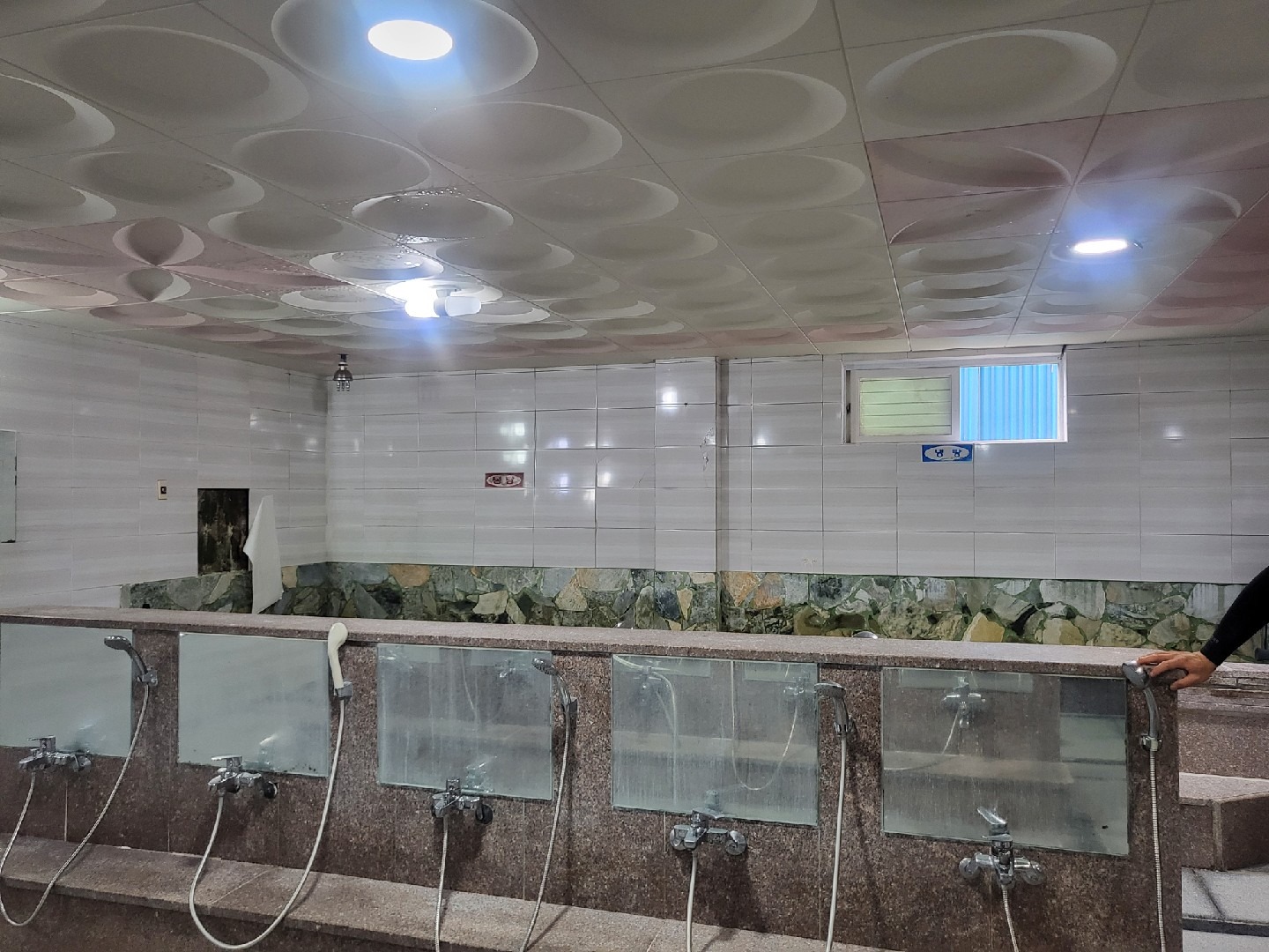 럭키타일 picture 6