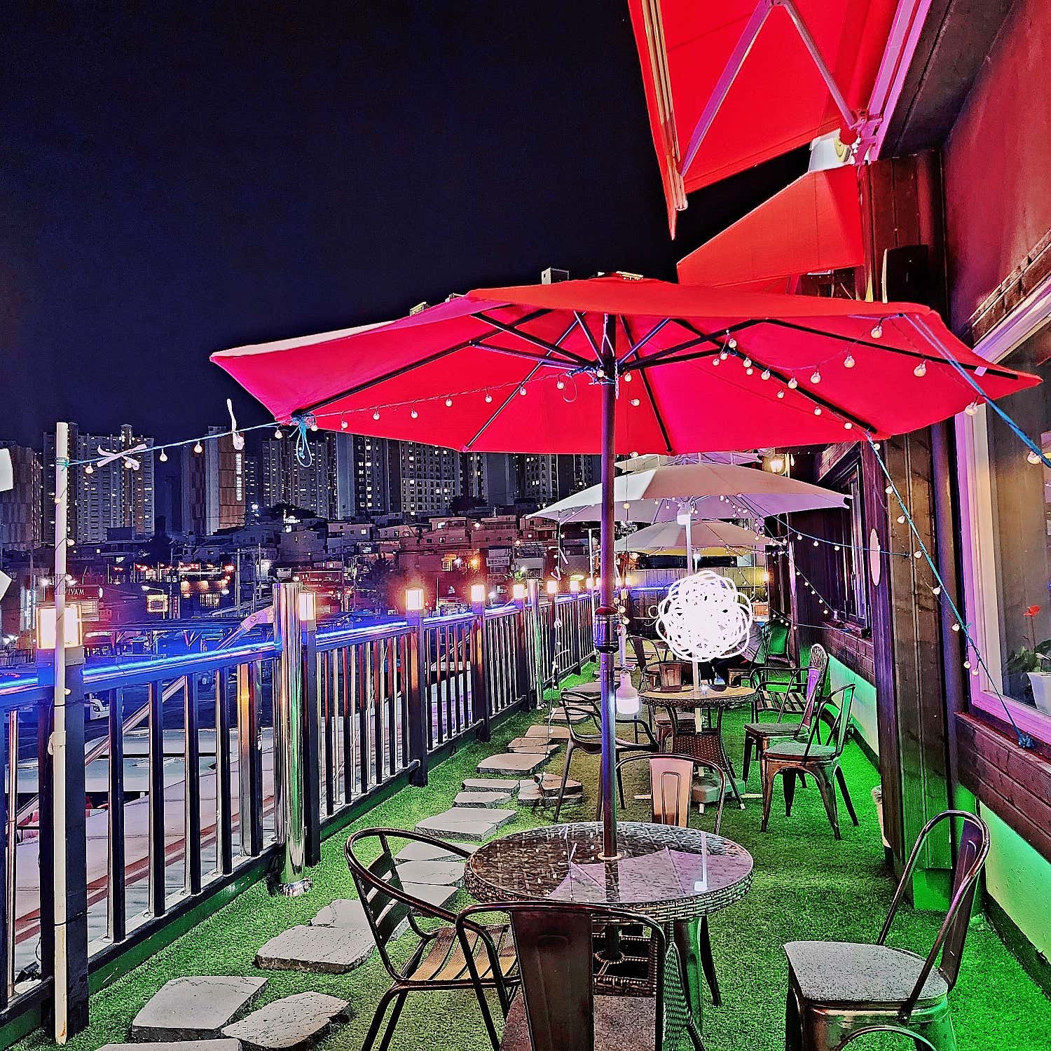 모아스터디카페 경남대점 picture 2