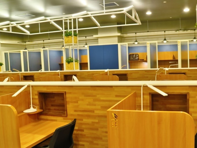 그루스터디카페창원신마산센터 picture 5