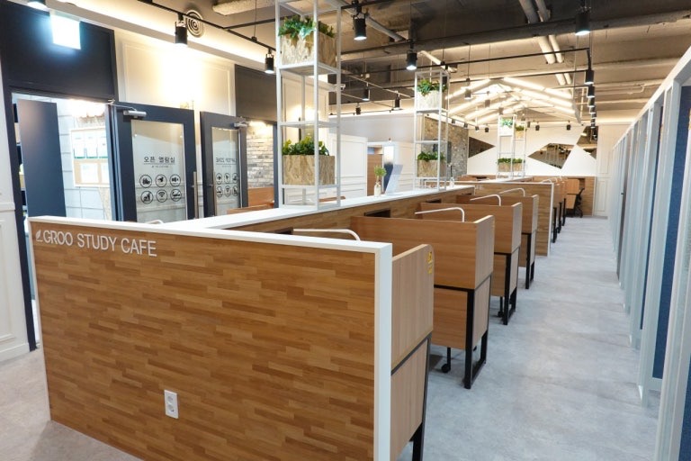 그루스터디카페창원신마산센터 picture 9