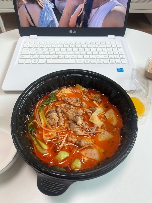 토핑폭탄 김치찜&김치찌개부천원종점