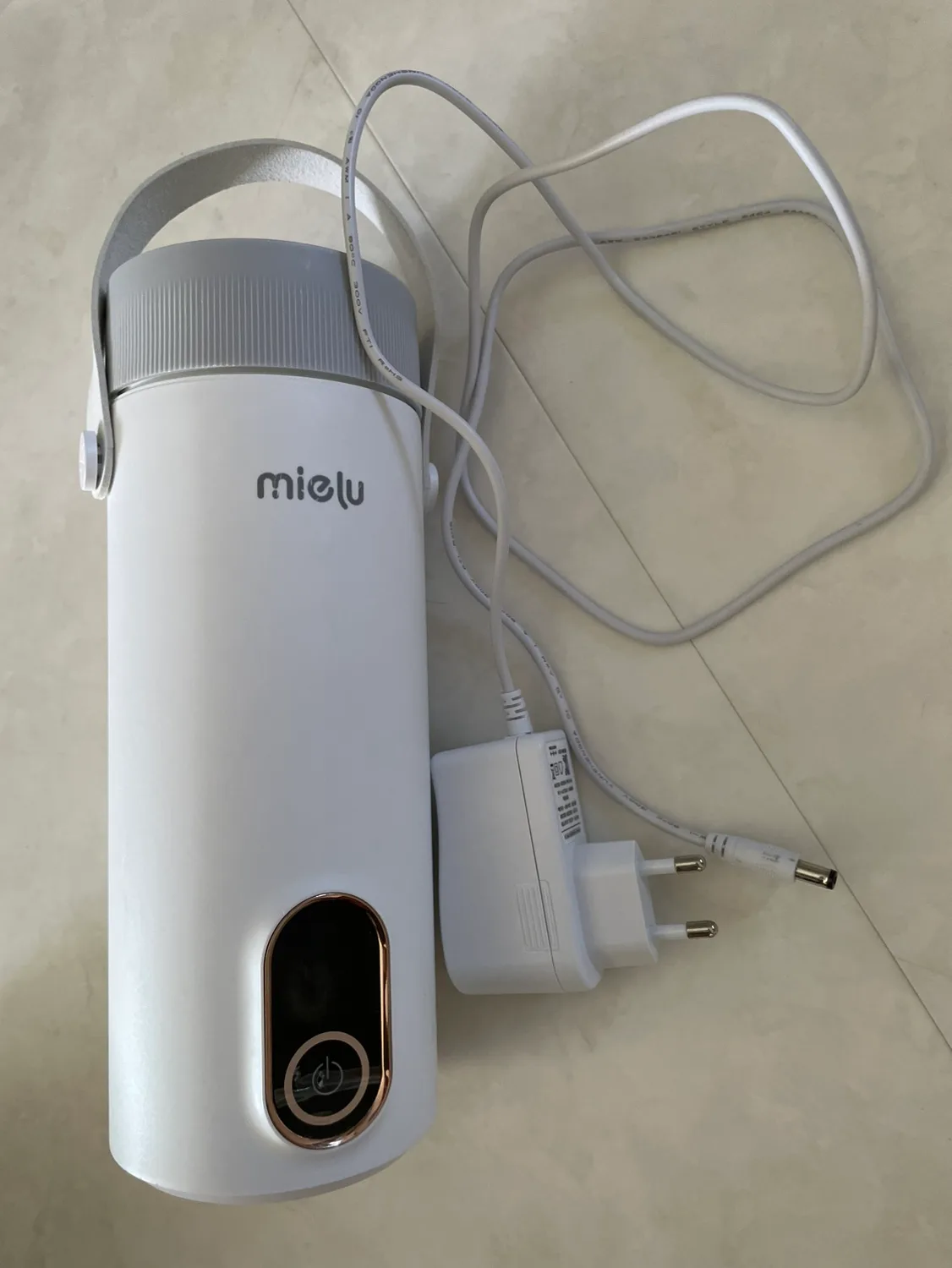 미엘루 휴대용 무선 분유포트