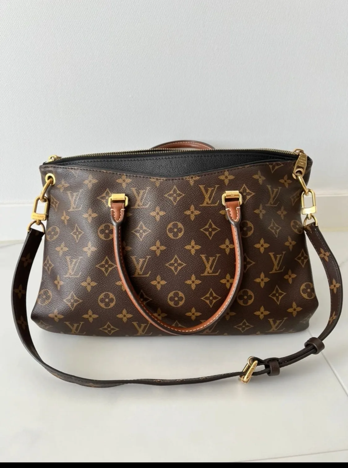 루이비통 팔라스(M41064) 풀박스 중고