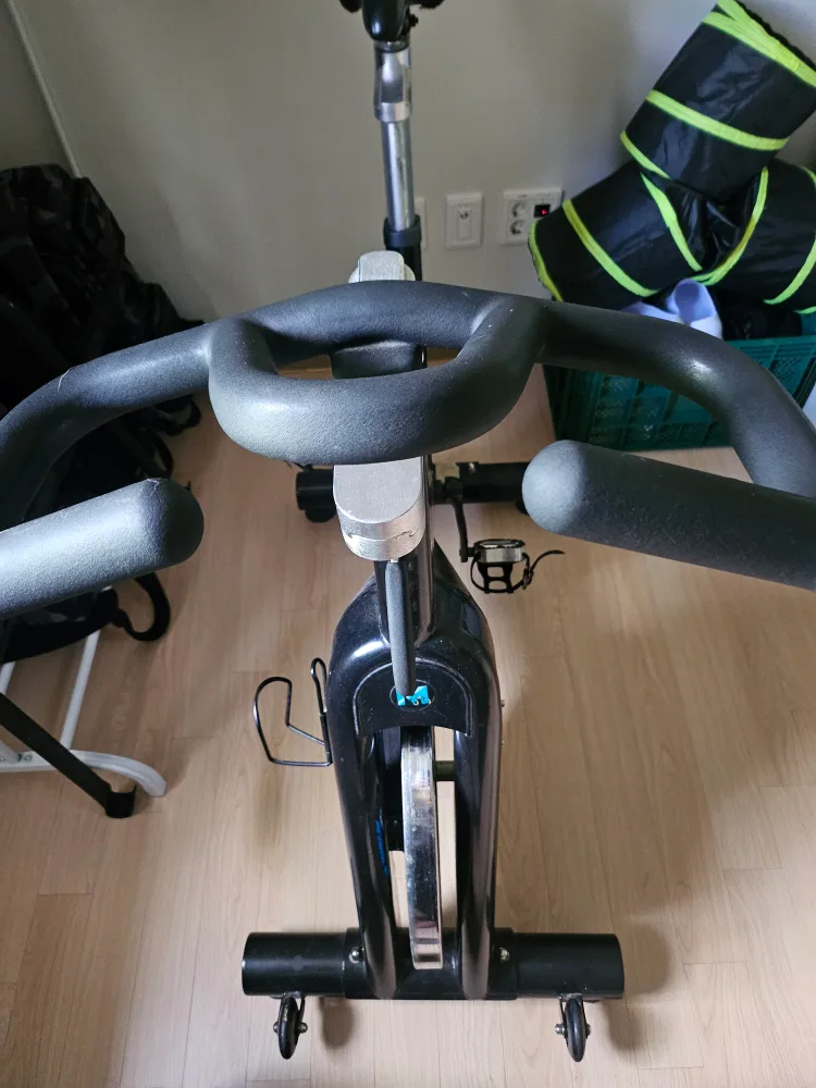 스피닝 자전거 판매합니다.