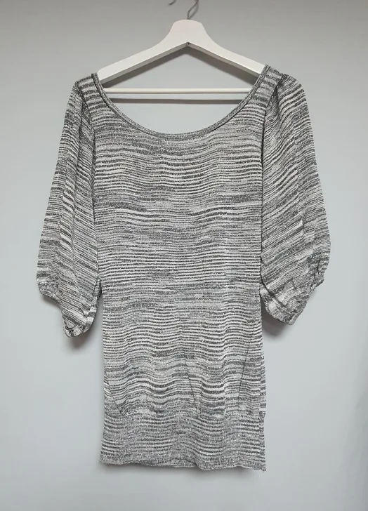 라운드 반팔니트 F사이즈