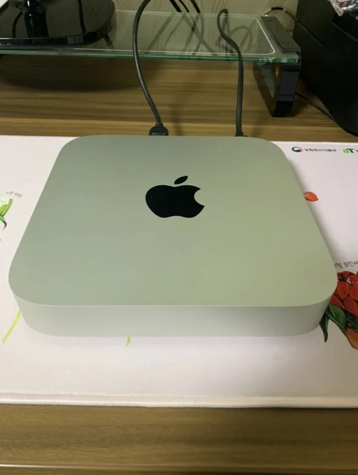 맥미니m2 기본형 팝니다