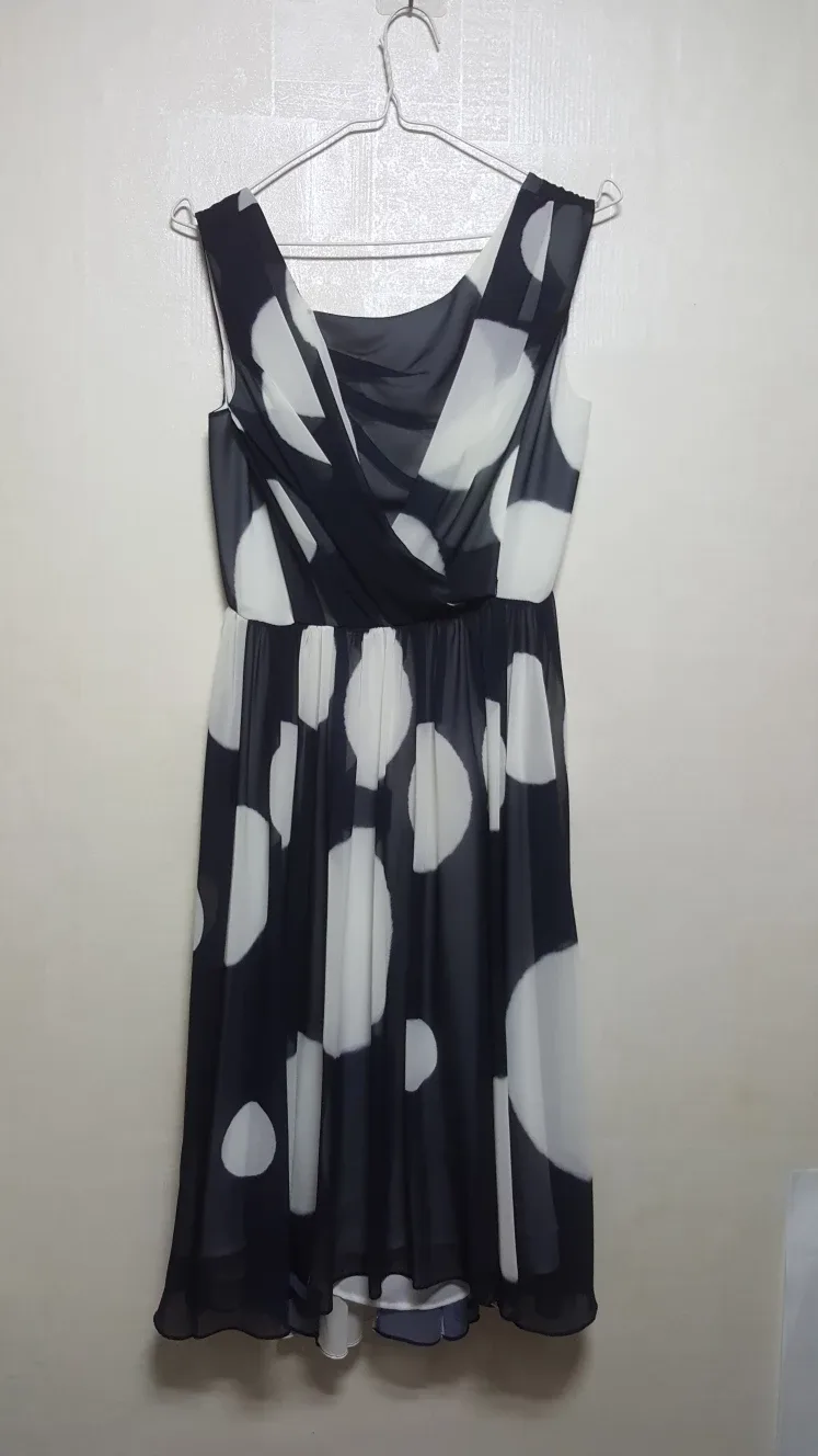 #십사만원 140000원 중고옷 데코 예쁜 원피스