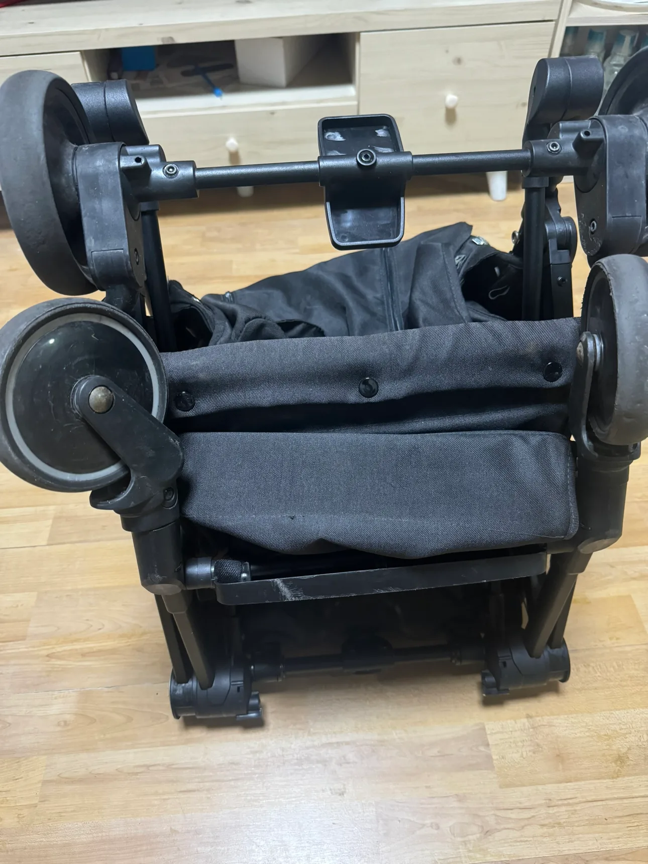 중고유모차 판매합니다