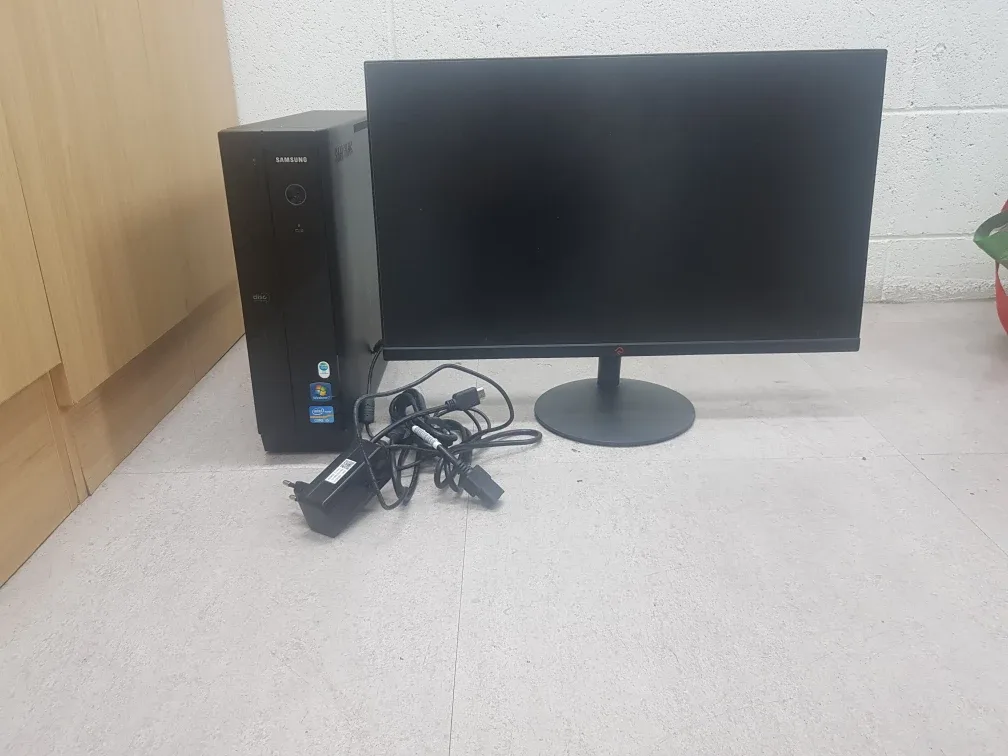 컴퓨터 본체, 모니터 세트