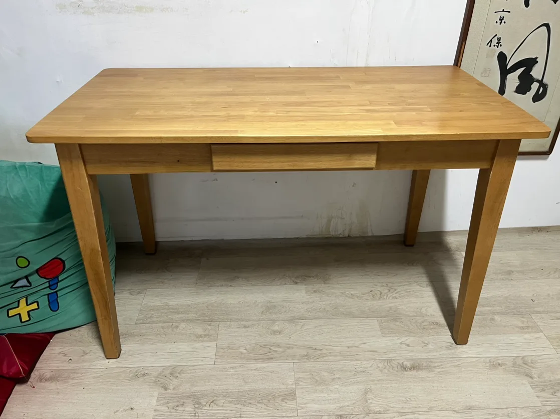 고무나무 원목 책상 판매합니다!
