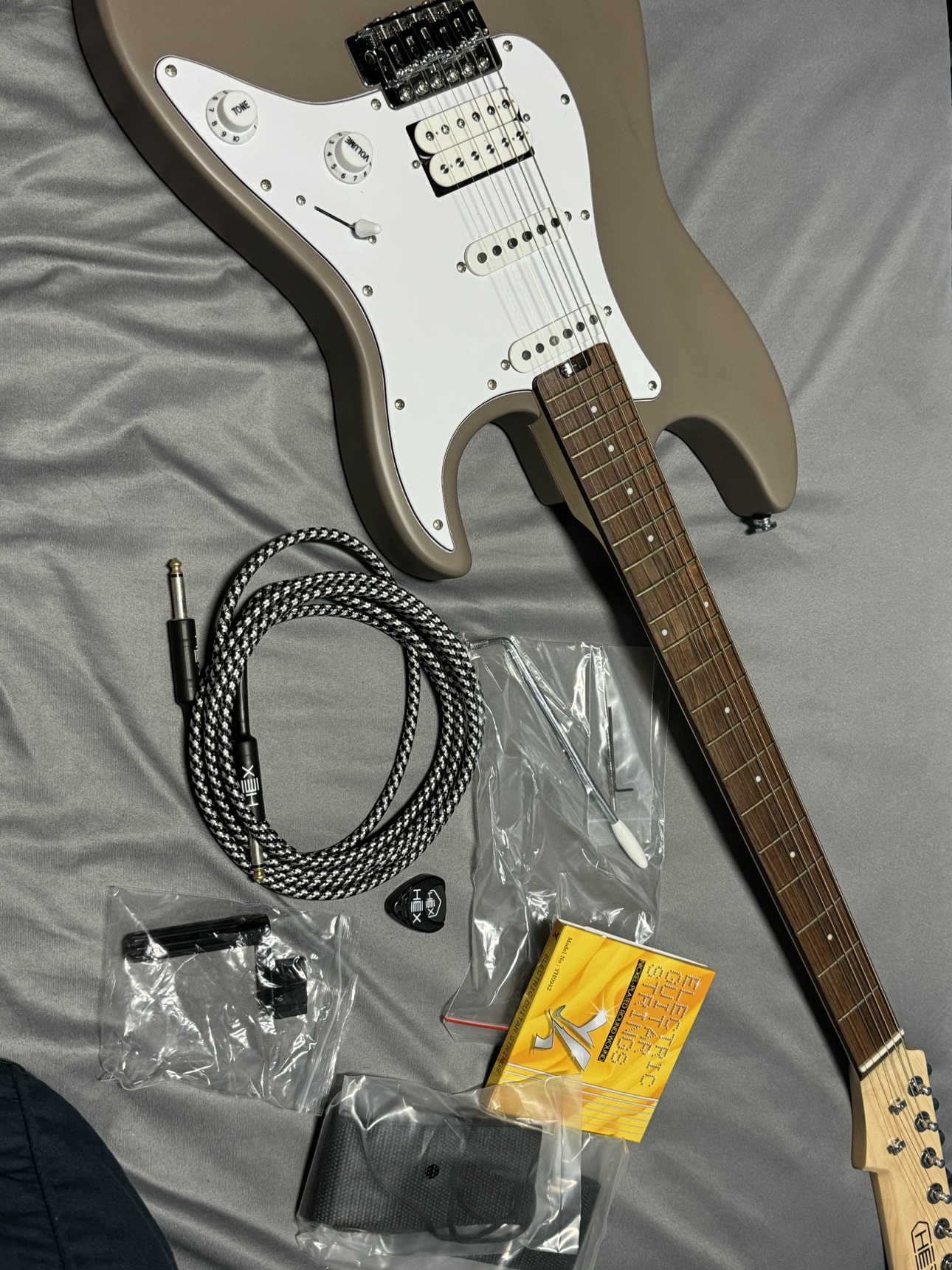HEX E100 GRAYHex E100 (Slate Gray) | Reverb Canada