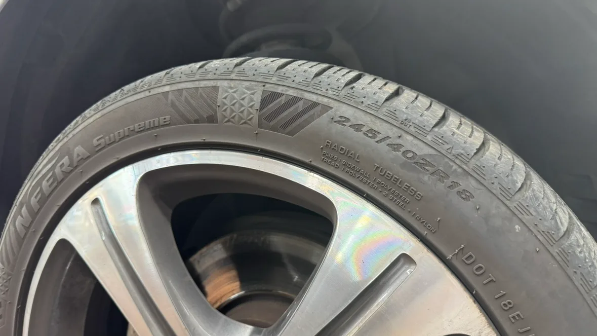 넥센 엔페라 슈프림 중고 타이어 한개 팝니다