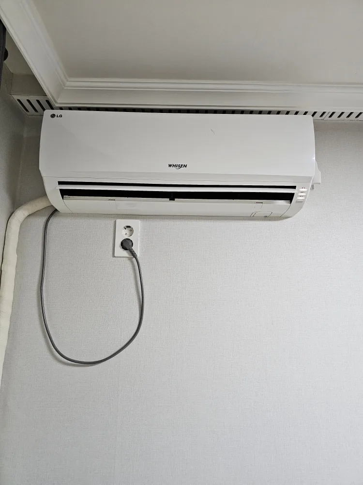 LG 벽걸이 에어컨 중고 팔아봅니다!!