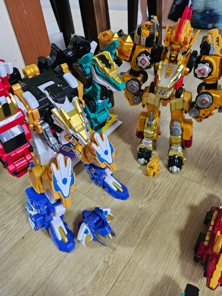 다이노코어 중고 장난감 팝니다