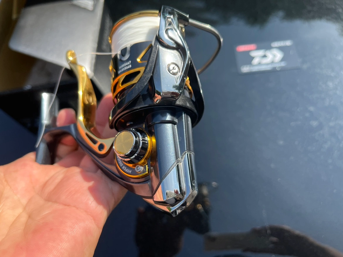 15토너먼트 릴 판매합니다. (보증서포함) | 스포츠/레저 | 당근 중고거래