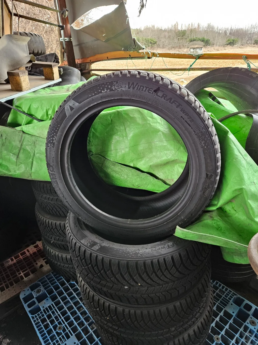 금호 겨울용 스노우 중고 윈터타이어 245 45 18