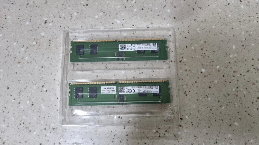 중고 RAM DDR5 8G 4800  ×2 팝니다.