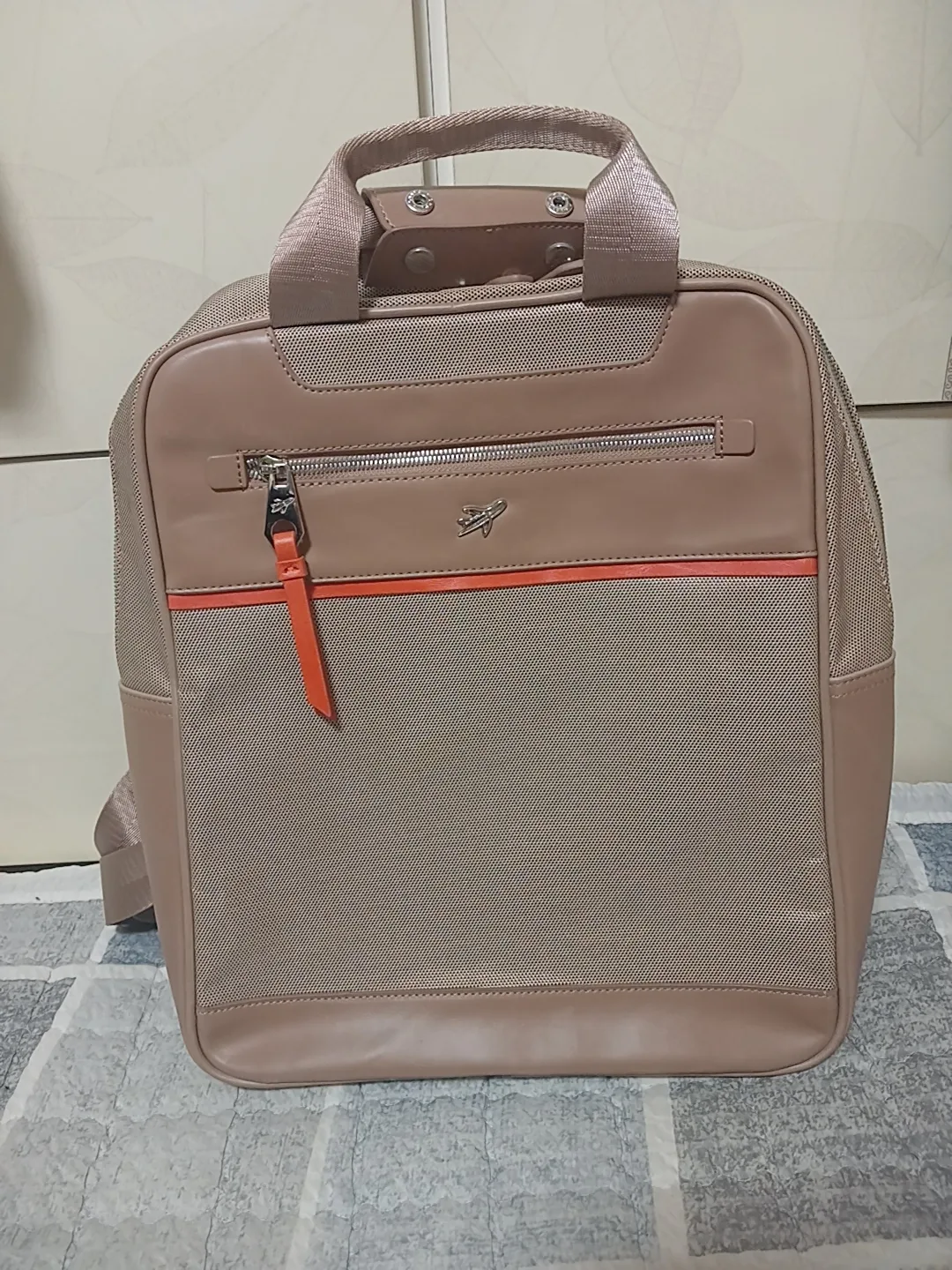 비아모노 백팩 팝니다 (중고)