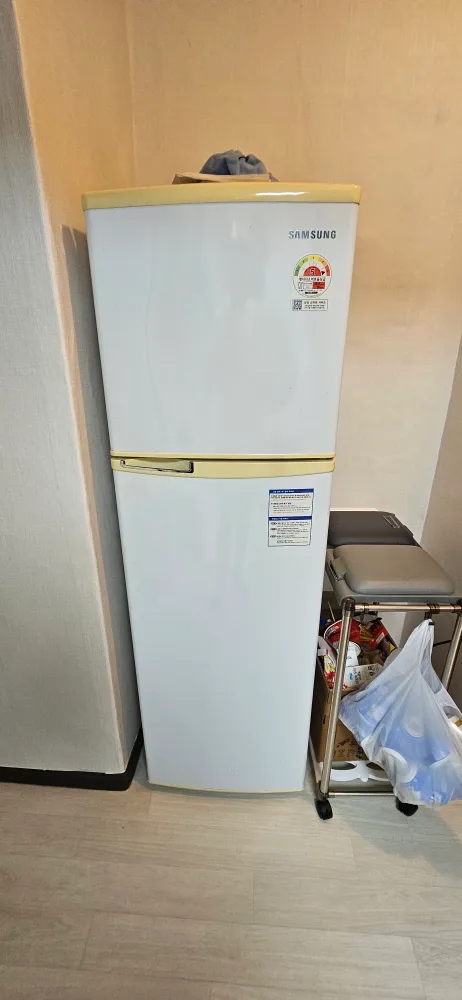 냉장고 팝니다.