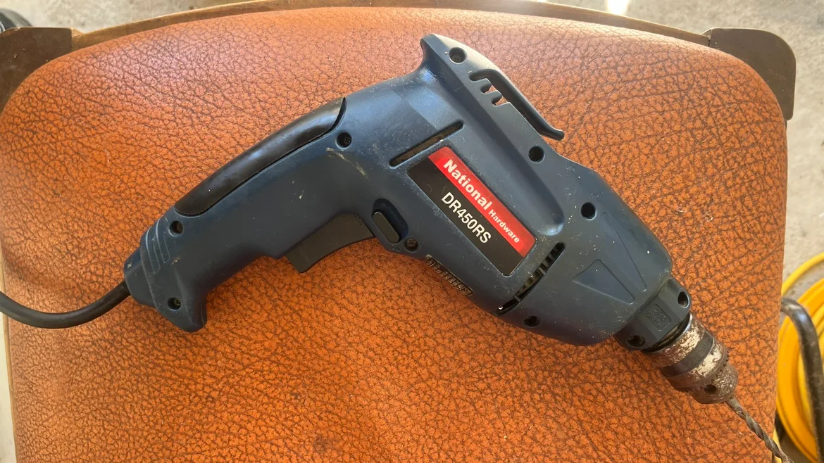 중고 내쇼날 드릴팝니다.