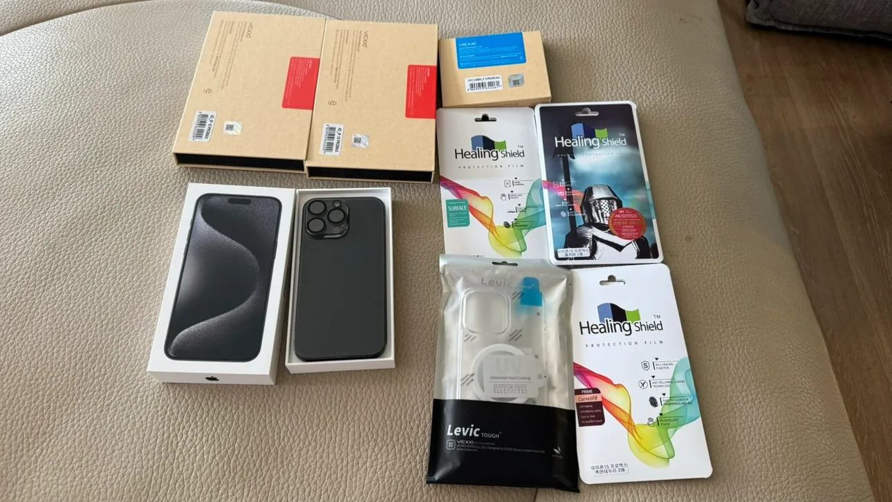 아이폰15 프로맥스 블랙티타늄 256기가 애플케어적용 중고판매