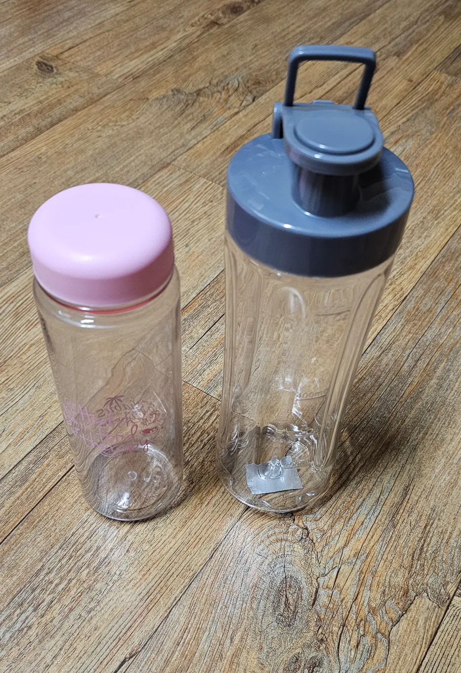 텀블러 ( 핑크는 중고 그레이는 새상품)