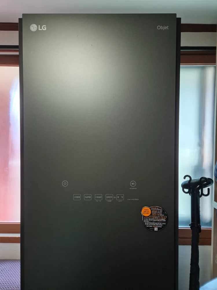 LG오브제 스타일러 (그린컬러)