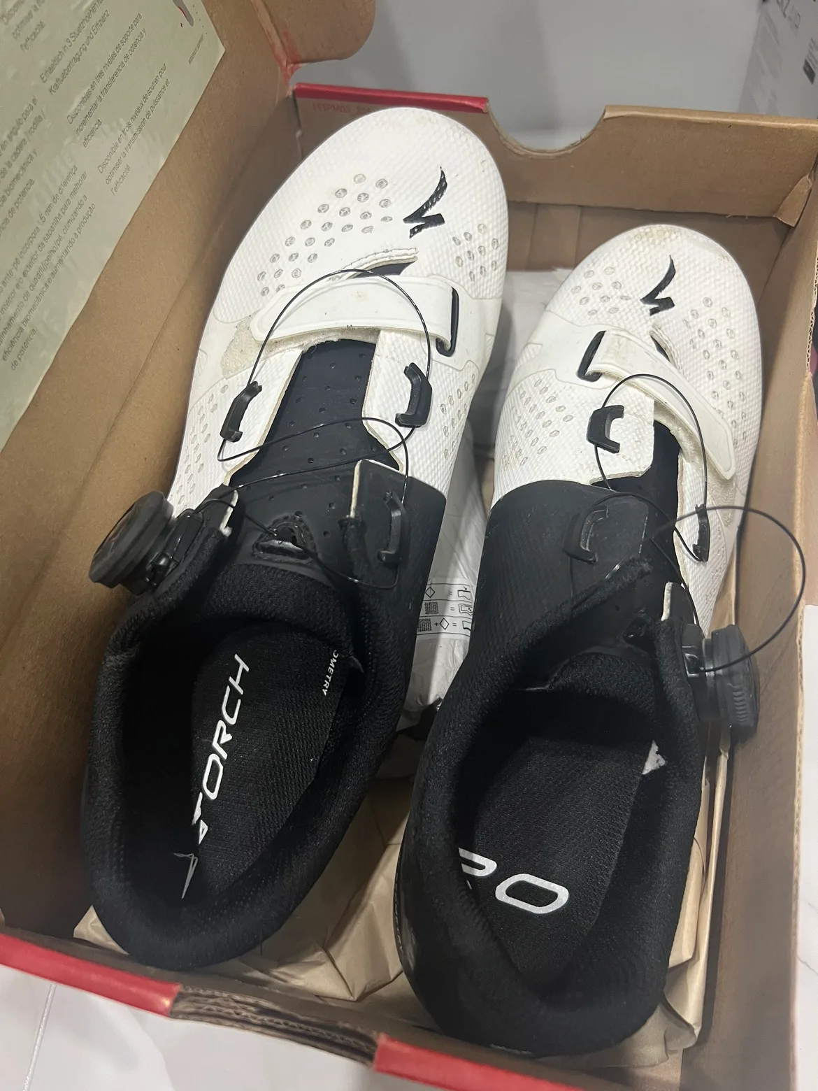 스폐셜라이즈드 신발