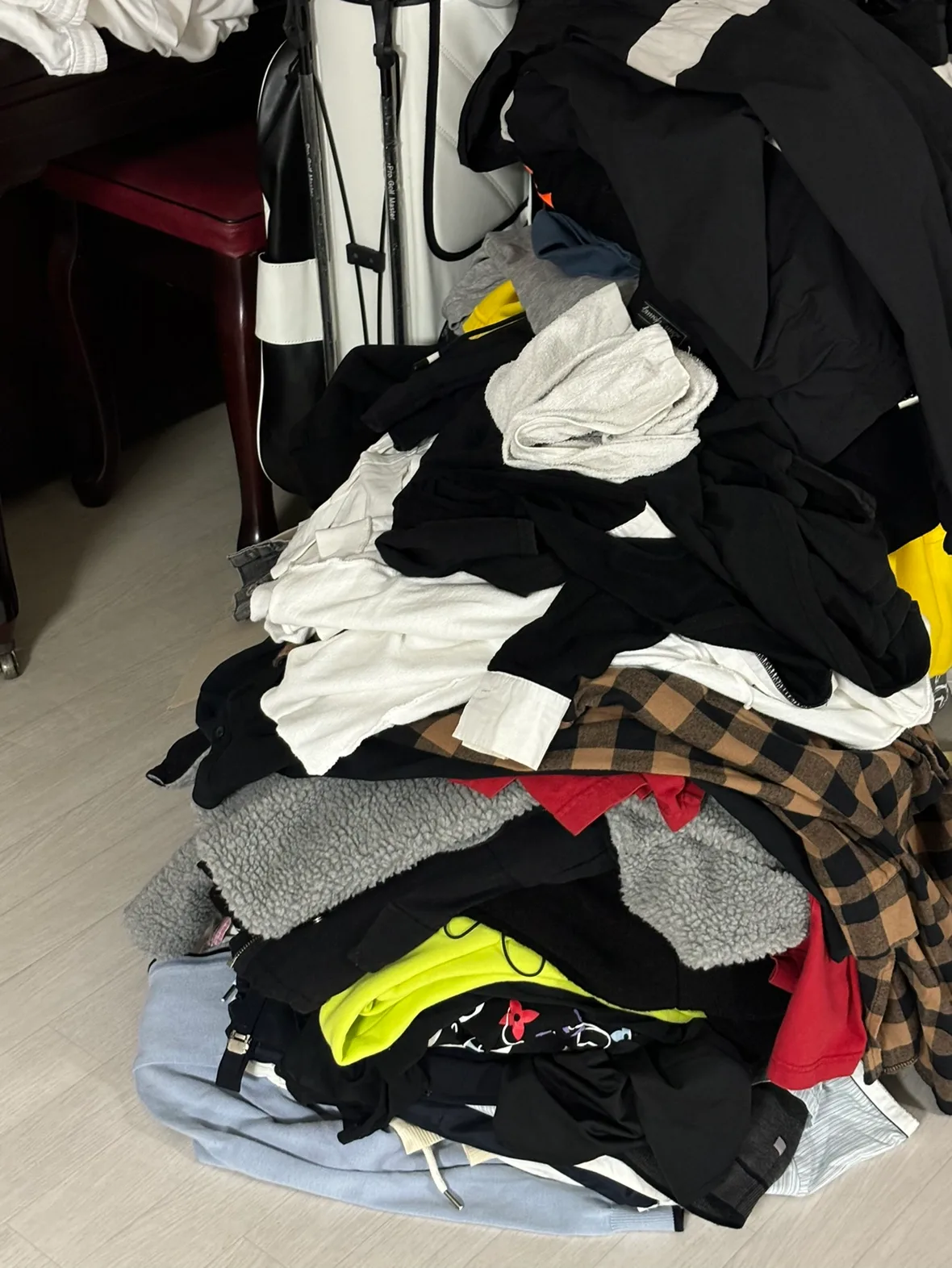 새옷&중고 옷 처분합니다