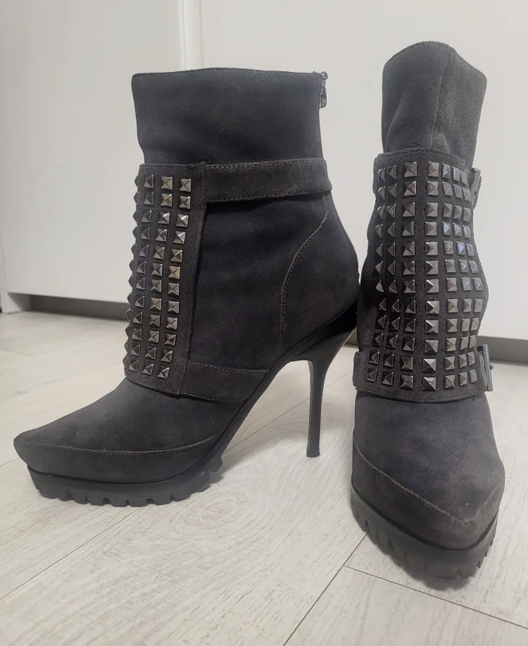 Rock and Republic 여성앵클부츠(명품 중고)