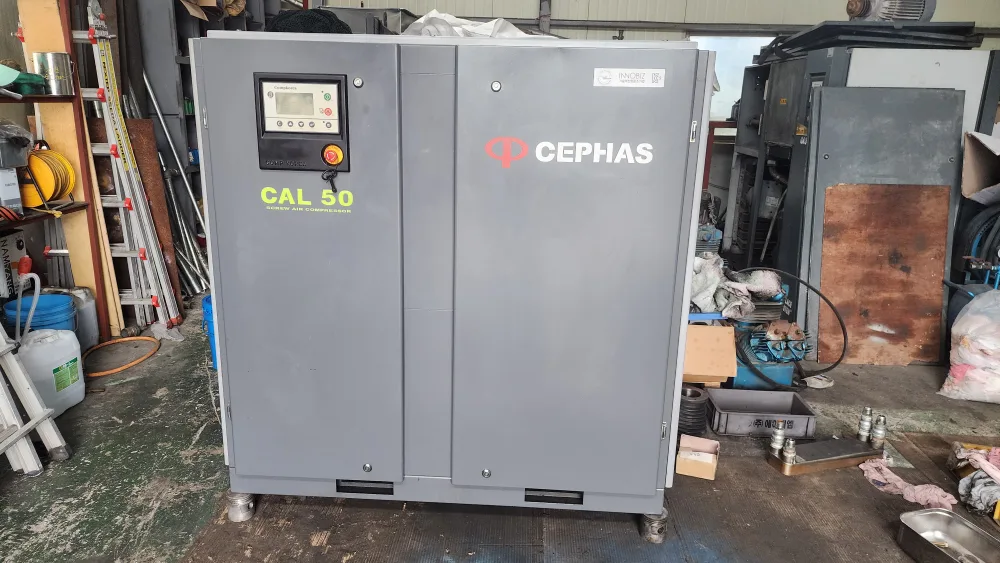 수리 완료한 제품입니다. 중고특성상 반품안됩니다. 신중히 생각하시어  구매 바랍니다.