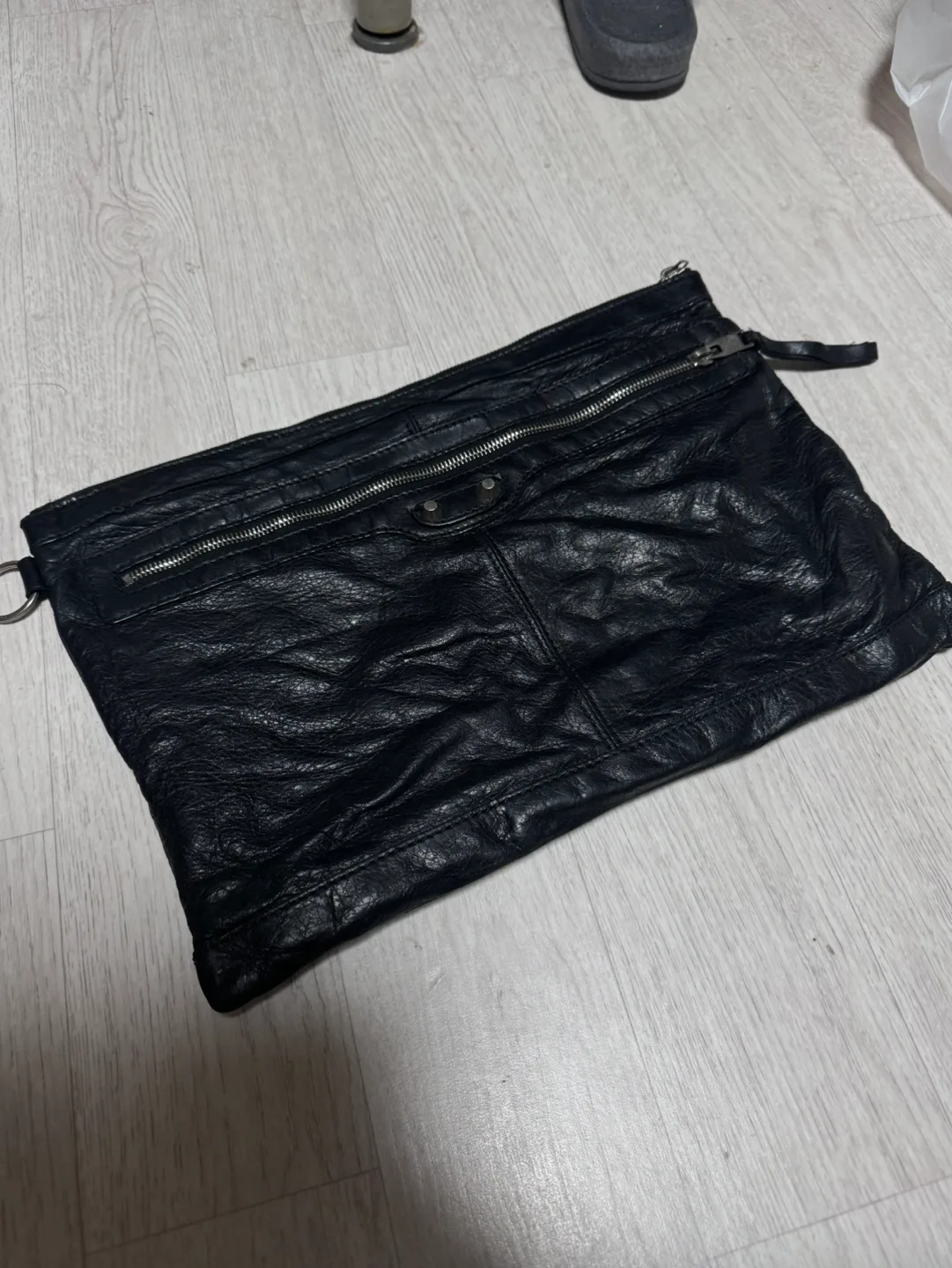 발렌시아가 클러치백 중고 판매