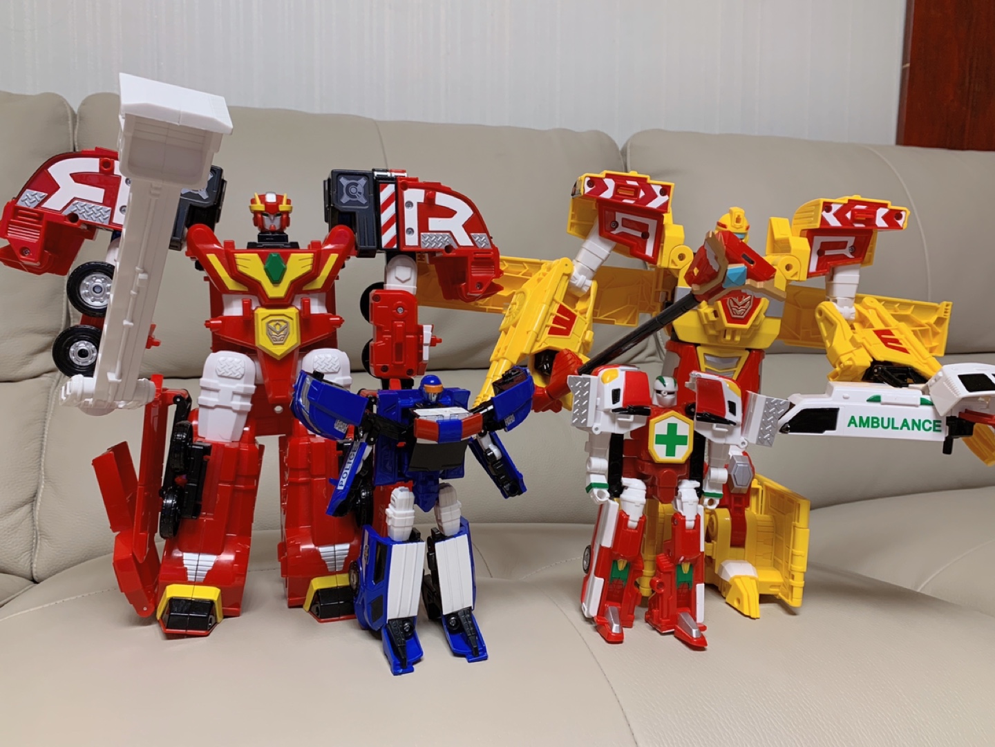 헬로카봇 슈퍼패트론S