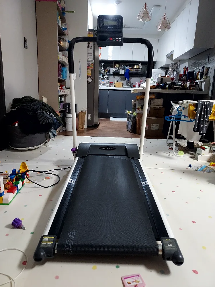 중고 런닝머신  판매합니다