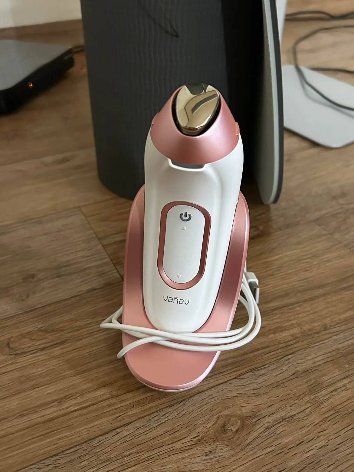 vanav 바나브 UP6 갈바닉 피부관리기