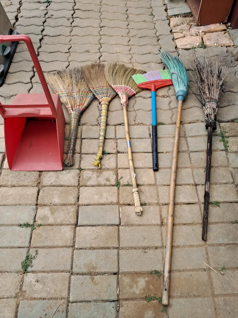 각종빗자루쓰레받이