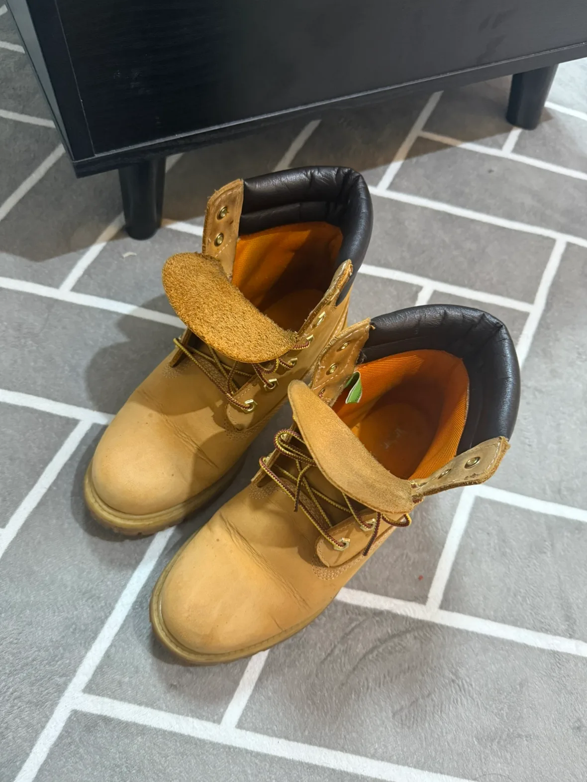 팀버랜드 6인치 팔아요