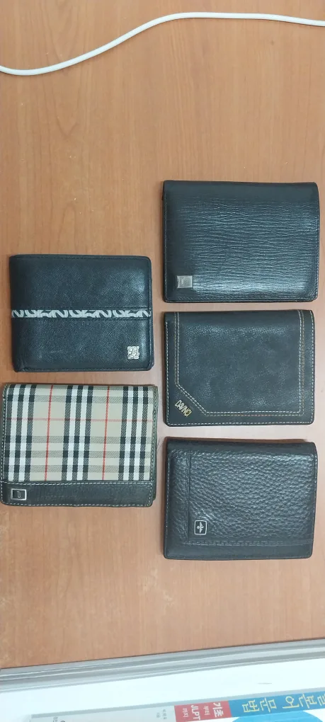 중고 지갑 팝니다