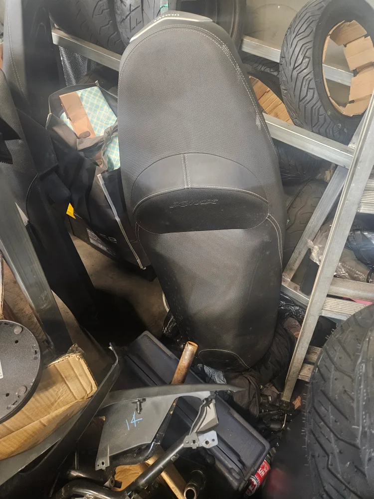 구형 신형 xmax 시트 중고 판매합니다