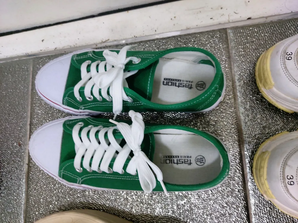 중고_캔버스 신발(여성) 팝니다