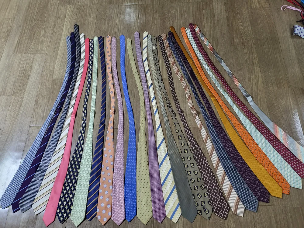 중고 넥타이 팝니다
